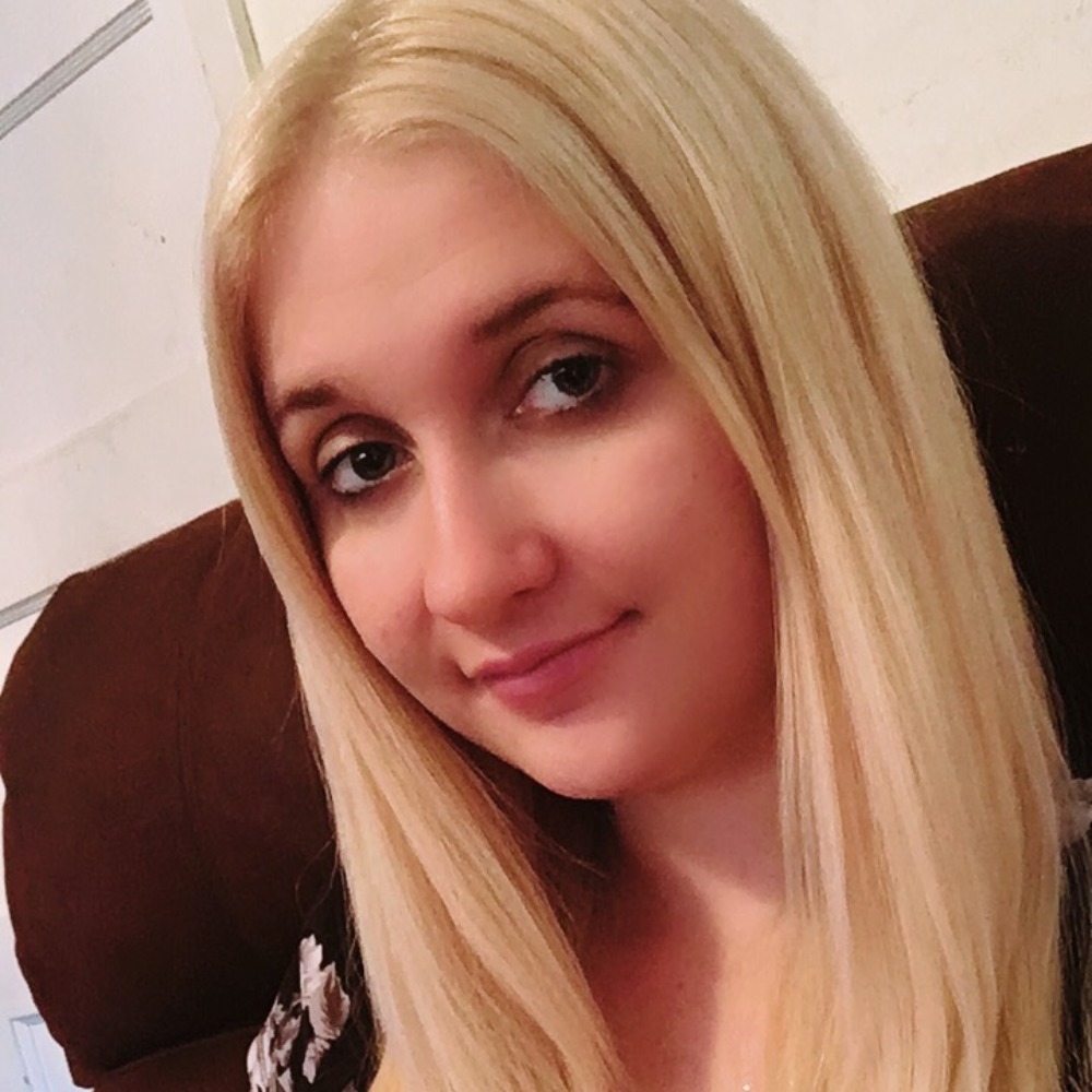 Meet your Posher, Kayly